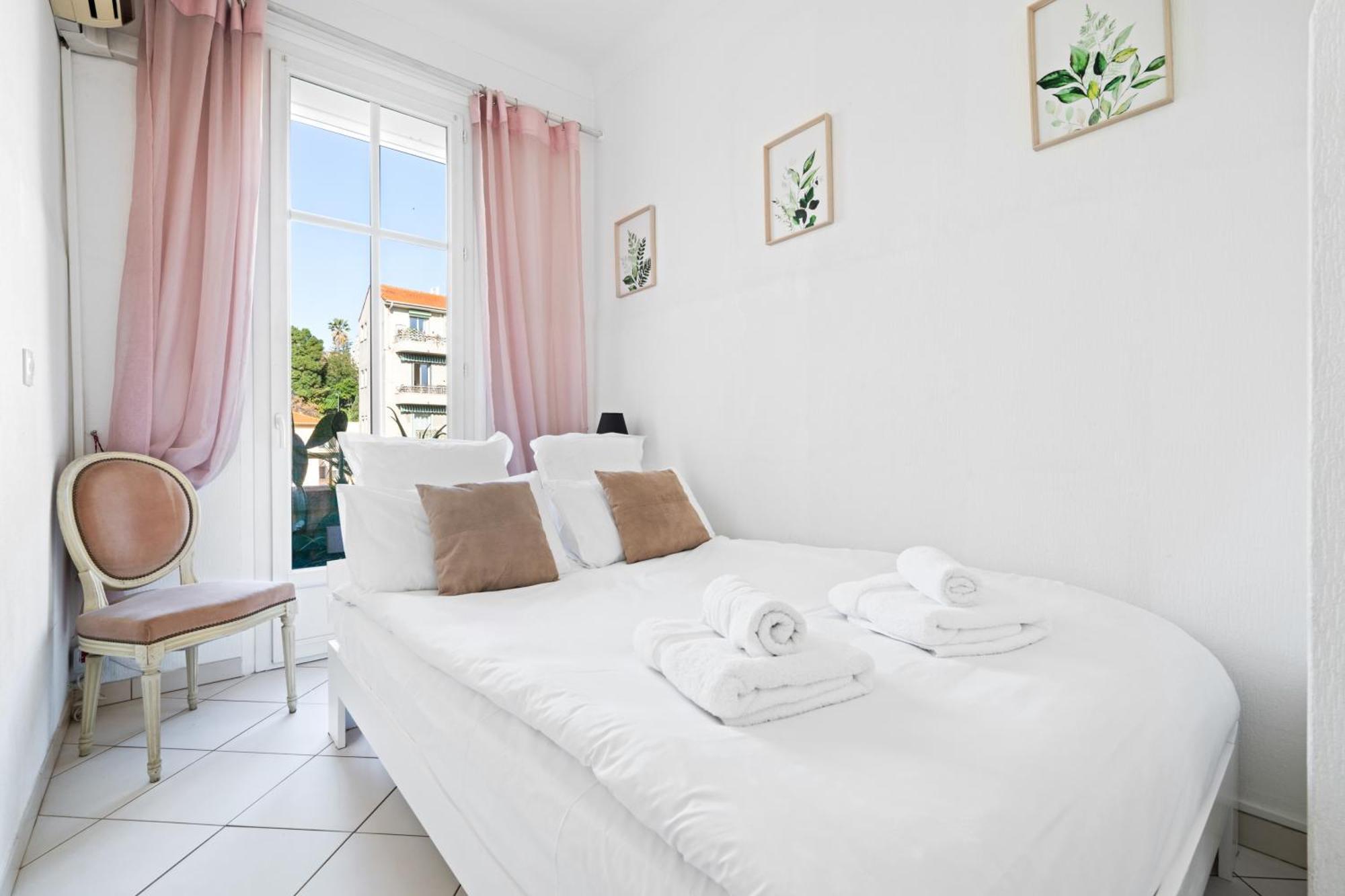 Sunlight Properties - "Maryland " - Sea Front Nizza Exterior foto